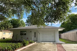 2133 Bougainvillea St, Sarasota, FL 34239 - Photo 1