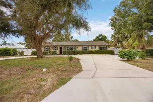 816 59th St NW, Bradenton, FL 34209 - Photo 1