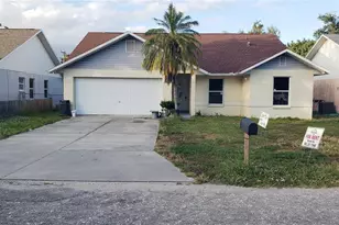 3116 35th Ave W, Bradenton, FL 34205 - Photo 1