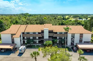 6016 Oak Creek Ln, Bradenton, FL 34210 - Photo 1