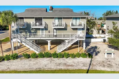 3400 6th Avenue #7, Holmes Beach, FL 34217 - Photo 1