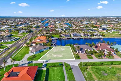 2719 SW 43rd Terrace, Cape Coral, FL 33914 - Photo 1