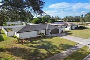 7304 Claries Dr, Sarasota, FL 34243 - Photo 1