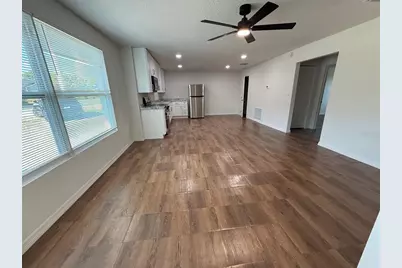 1207 30th Avenue E, Bradenton, FL 34208 - Photo 1