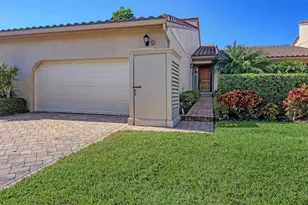 2367 Harbour Oaks Dr, Longboat Key, FL 34228 - Photo 1