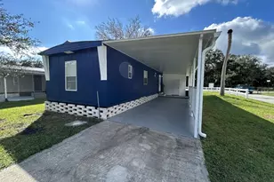 16 Wilderness Dr, Lake Panasoffkee, FL 33538 - Photo 1