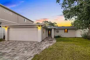 410 Pameto Rd, Nokomis, FL 34275 - Photo 1