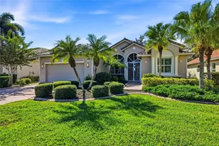 4078 65th Pl E, Sarasota, FL 34243 - Photo 1