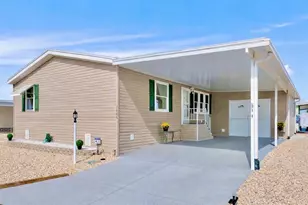 2806 12th St W, Palmetto, FL 34221 - Photo 1