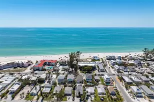 2714 Avenue C, Holmes Beach, FL 34217 - Photo 1