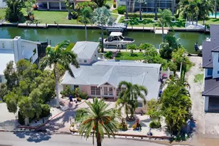 747 Marbury Ln, Longboat Key, FL 34228 - Photo 1