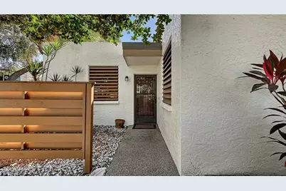 101 Tidewater Drive #101, Bradenton, FL 34210 - Photo 1