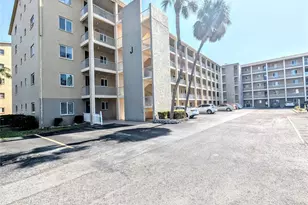 3559 Lake Bayshore Dr, Bradenton, FL 34205 - Photo 1