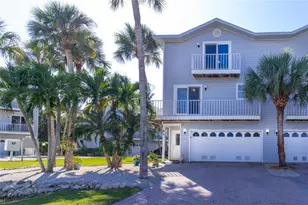 6250 Holmes Blvd, Holmes Beach, FL 34217 - Photo 1