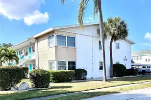 5970 21st St N, Saint Petersburg, FL 33714 - Photo 1