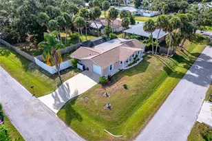 6100 Pauline Ave, Sarasota, FL 34231 - Photo 1
