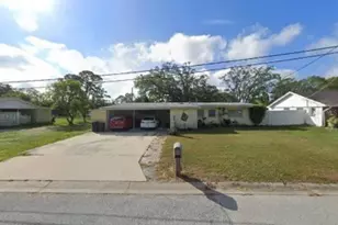 912 68th Ave W, Bradenton, FL 34207 - Photo 1