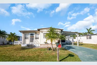 209 50th Avenue Plaza E, Bradenton, FL 34203 - Photo 1