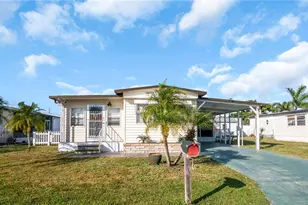 209 50th Avenue Plaza E, Bradenton, FL 34203 - Photo 1