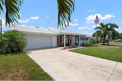 2425 Constitution Boulevard, Sarasota, FL 34231 - Photo 1