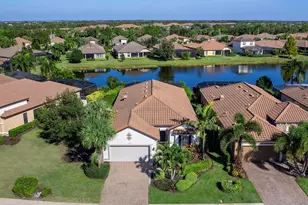 12729 Fontana Loop, Lakewood Ranch, FL 34211 - Photo 1