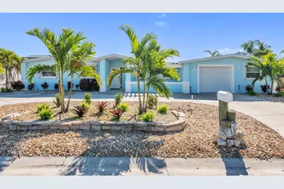 513 71st Street, Holmes Beach, FL 34217 - Photo 1
