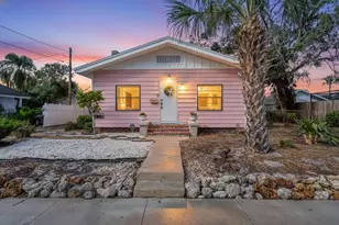 610 22nd St W, Bradenton, FL 34205 - Photo 1