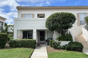 5262 Wedgewood Ln, Sarasota, FL 34235 - Photo 1
