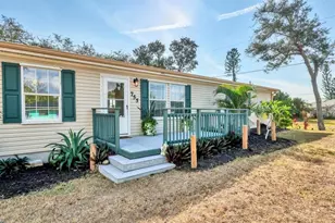 755 Colgate Rd, Venice, FL 34293 - Photo 1