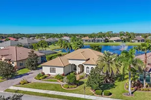 902 145th St Cir NE, Bradenton, FL 34212 - Photo 1