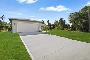 5565 Lavender Ave, North Port, FL 34288 - Photo 1