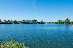 627 Concord Ln, Holmes Beach, FL 34217 - Photo 1