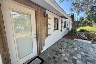 5734 Olive St, Sarasota, FL 34231 - Photo 1