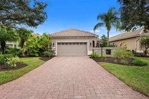 7423 Wexford Ct, Lakewood Ranch, FL 34202 - Photo 1
