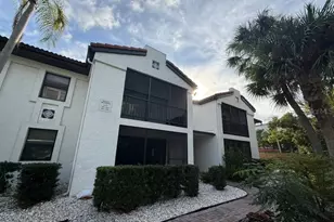 631 N Orange Ave, Sarasota, FL 34236 - Photo 1