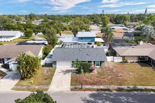 2105 39th St W, Bradenton, FL 34205 - Photo 1