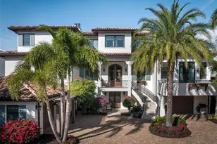 1356 Harbor Dr, Sarasota, FL 34239 - Photo 1