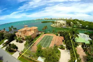 1356 Harbor Dr, Sarasota, FL 34239 - Photo 1