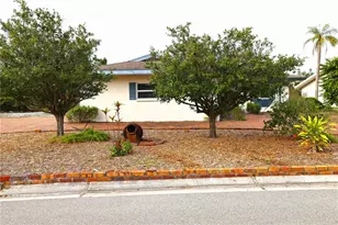 3016 Tanglewood Dr, Sarasota, FL 34239 - Photo 1