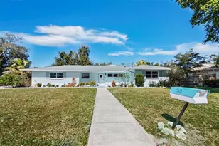 561 Corwood Dr, Sarasota, FL 34234 - Photo 1