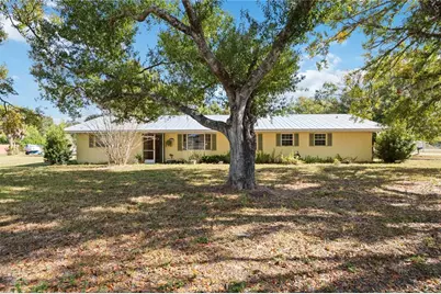 5753 33rd Street E, Bradenton, FL 34203 - Photo 1