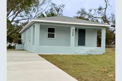 305 19th Street East, Bradenton, FL 34208 - Photo 1