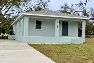 305 19th St E, Bradenton, FL 34208 - Photo 1