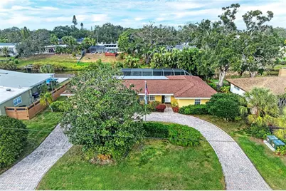 3310 Mineola Drive, Sarasota, FL 34239 - Photo 1