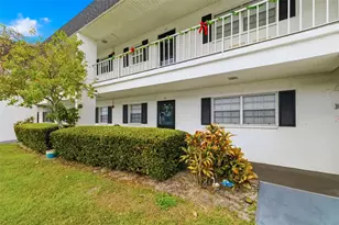 203 47th Ave Dr W, Bradenton, FL 34207 - Photo 1