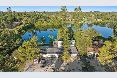 4804 30th Street W, Bradenton, FL 34207 - Photo 1