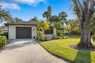 2615 66th St Cir W, Bradenton, FL 34209 - Photo 1