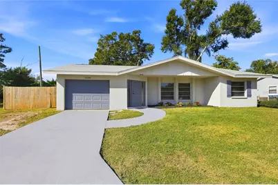 6226 Camphor Avenue, Sarasota, FL 34231 - Photo 1