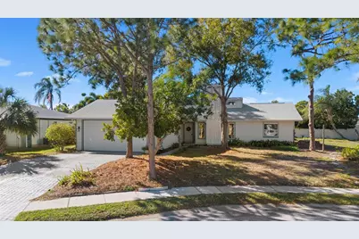 402 72nd Street NW, Bradenton, FL 34209 - Photo 1