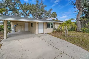 1203 Pineland Ave, Venice, FL 34285 - Photo 1
